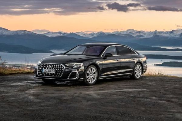 รูป Audi A8 L 2022