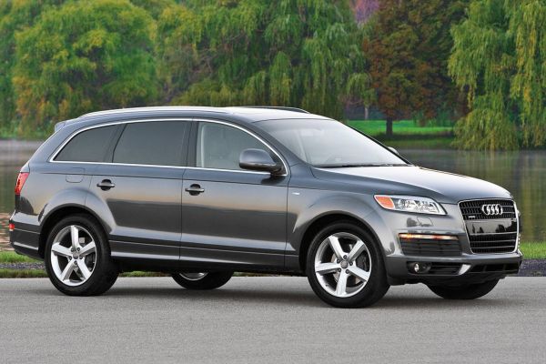 Audi Q7 อย่างเป็นทางการ