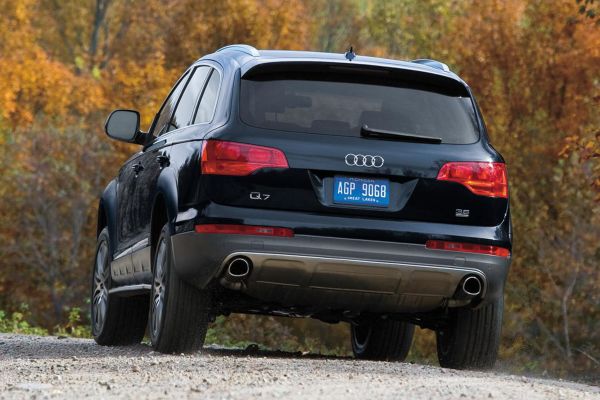Audi Q7 อย่างเป็นทางการ