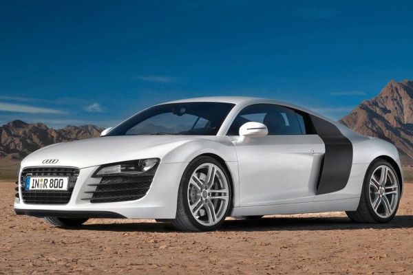 Audi R8 อย่างเป็นทางการ