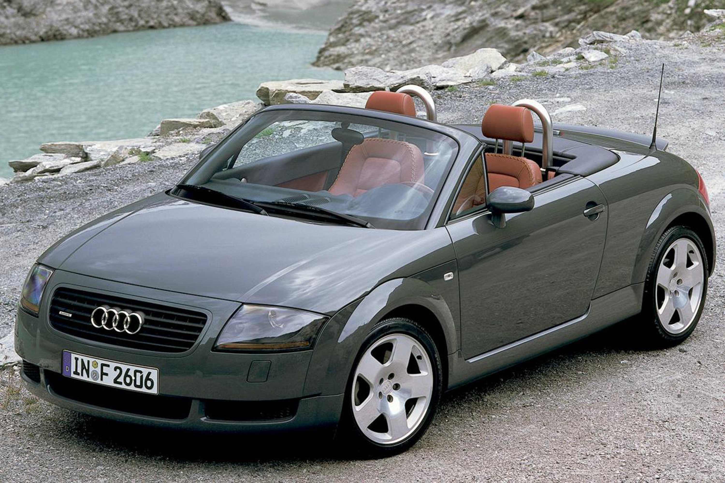 รูป 2000 Audi TT Roadster public