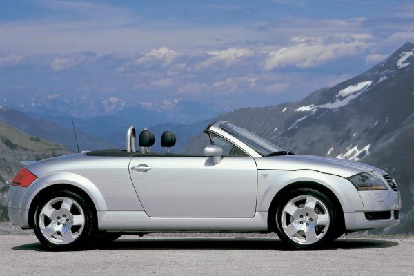 Audi TT Roadster อย่างเป็นทางการ