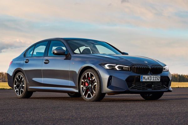 BMW 3 Series Sedan อย่างเป็นทางการ