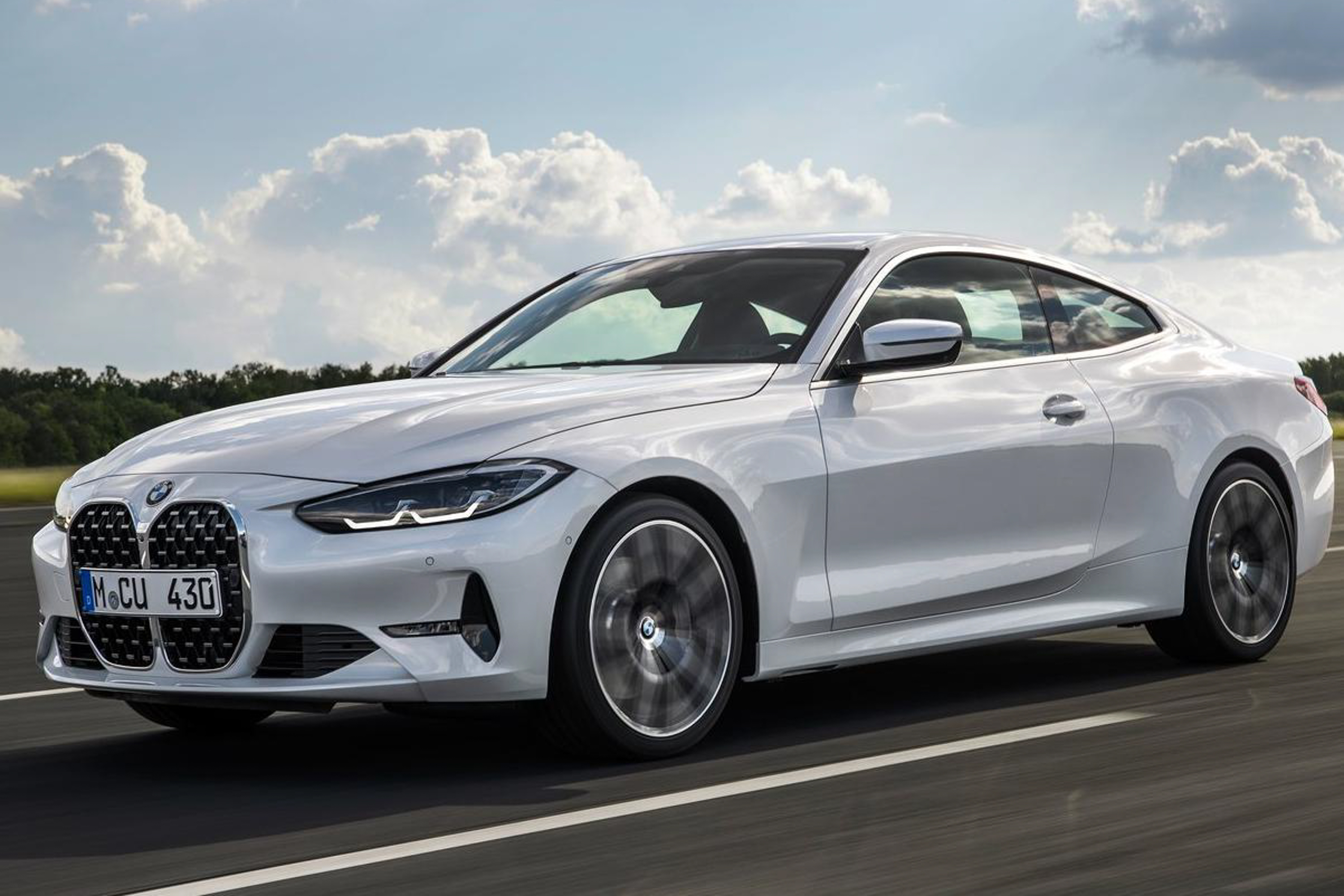 รูป 2021 BMW 4 Series Coupe public