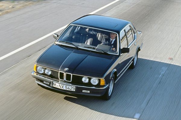 รูป BMW 7 Series Sedan 1977