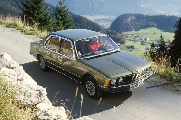 รูป BMW 7 Series Sedan 1977