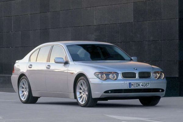 รูป BMW 7 Series Sedan 2002