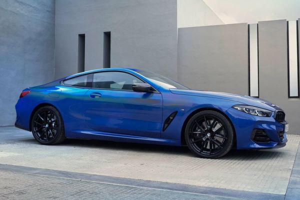 BMW 8 Series Coupe อย่างเป็นทางการ