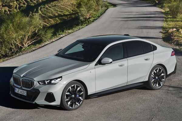 BMW i5 อย่างเป็นทางการ