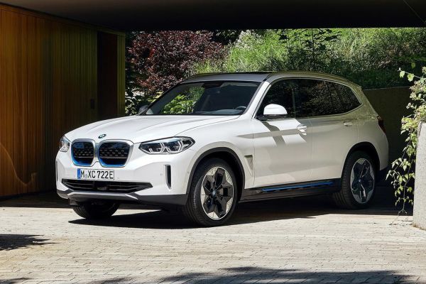 BMW iX3 อย่างเป็นทางการ