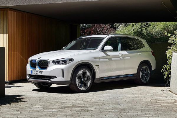 BMW iX3 อย่างเป็นทางการ