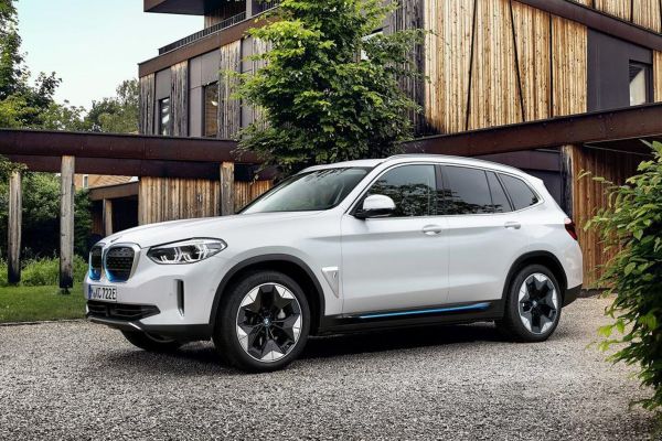 BMW iX3 อย่างเป็นทางการ
