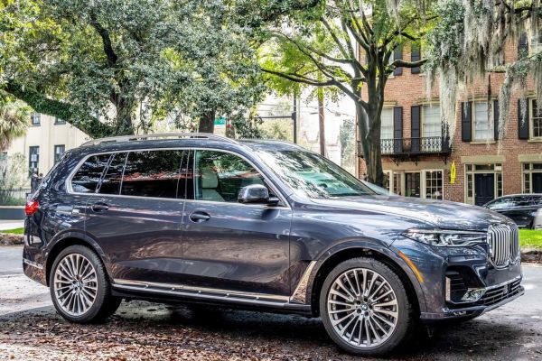 BMW X7 อย่างเป็นทางการ
