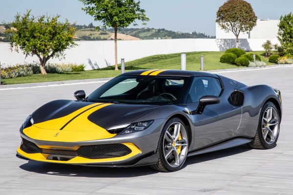 Ferrari 296 GTB อย่างเป็นทางการ