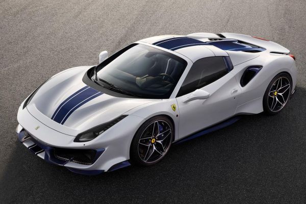 Ferrari 488 Pista Spider อย่างเป็นทางการ