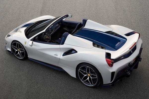 Ferrari 488 Pista Spider อย่างเป็นทางการ