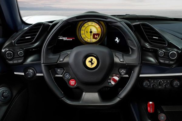 Ferrari 488 Pista Spider อย่างเป็นทางการ