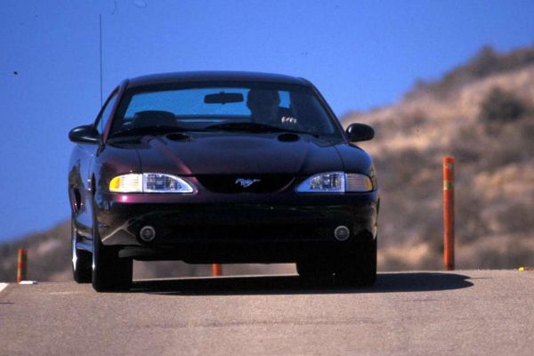 รูป Ford Mustang 1995