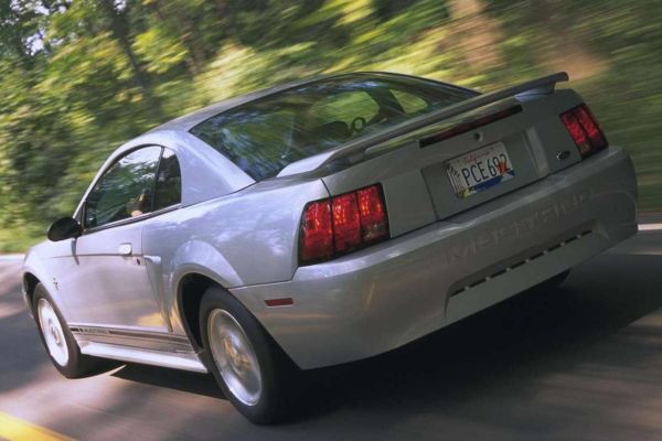 Ford Mustang อย่างเป็นทางการ