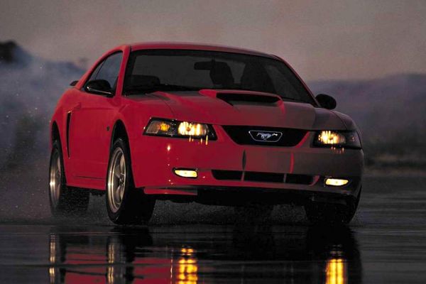 Ford Mustang อย่างเป็นทางการ