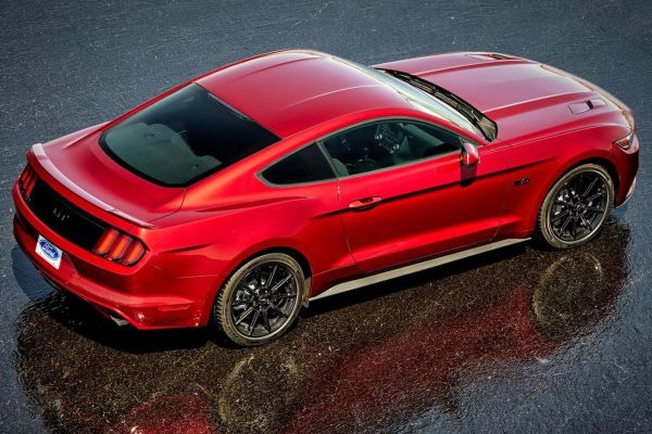 Ford Mustang อย่างเป็นทางการ