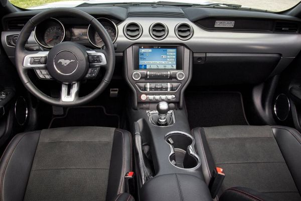 Ford Mustang อย่างเป็นทางการ