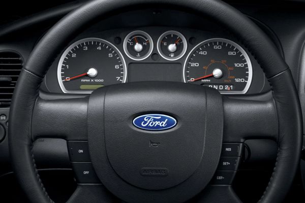 Ford Ranger อย่างเป็นทางการ