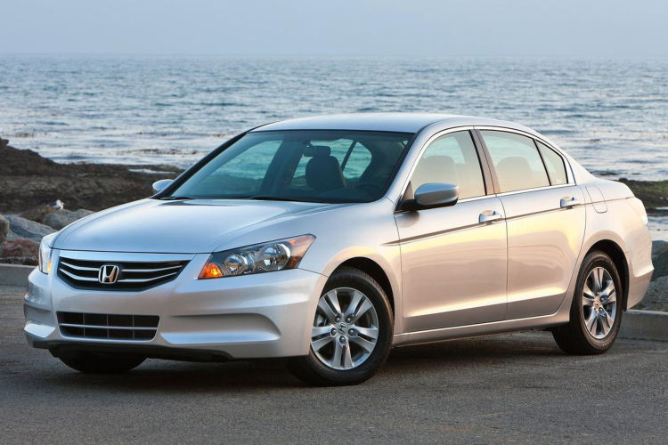 รีวิว Honda Accord 2011