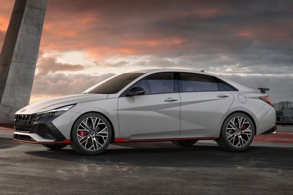 รูป Hyundai Elantra N