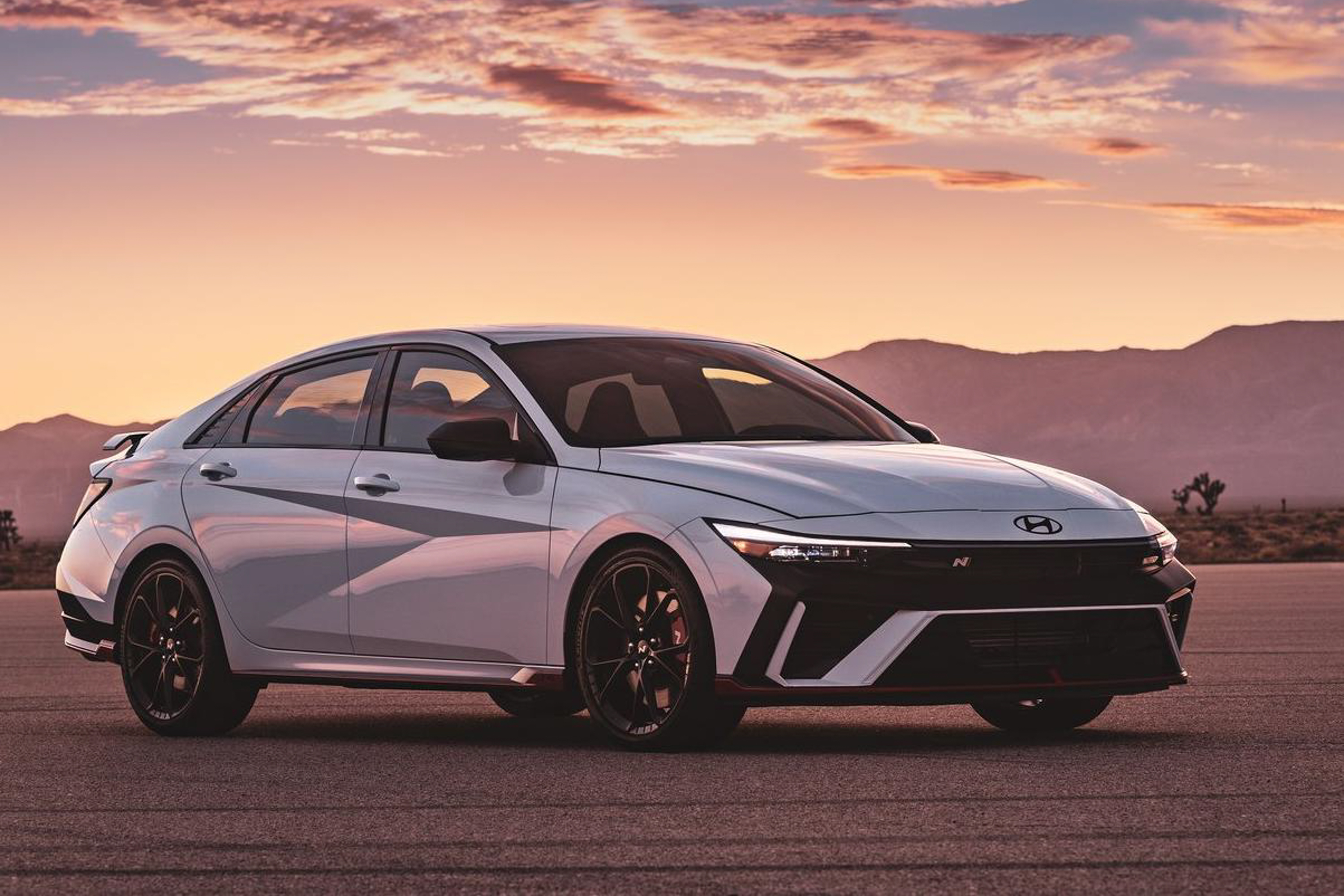 รูป 2024 Hyundai Elantra N public