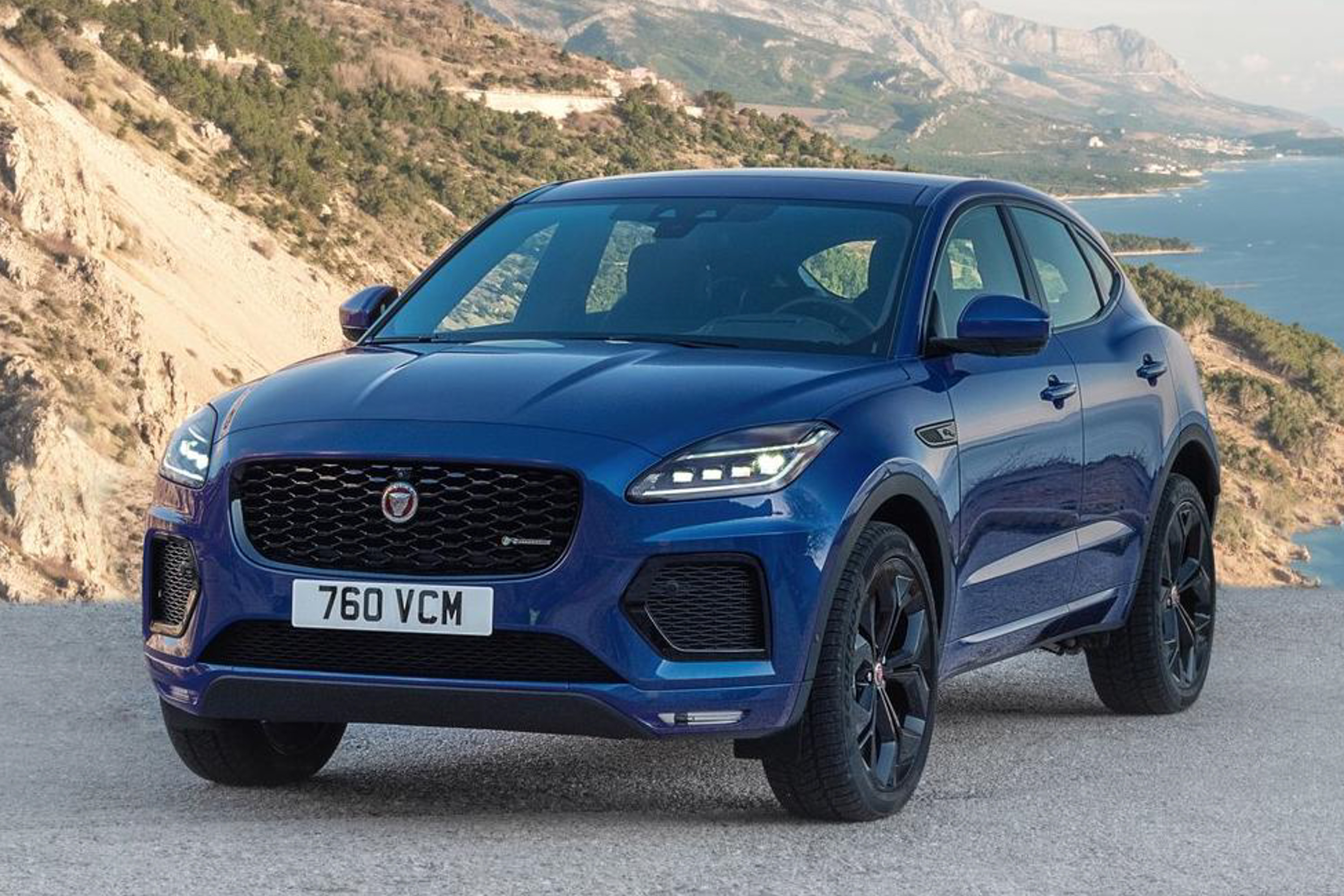 รูป 2021 Jaguar E-Pace public