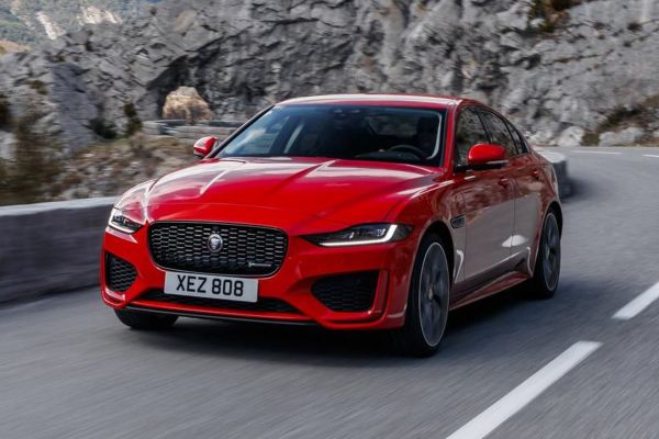 Jaguar XE อย่างเป็นทางการ