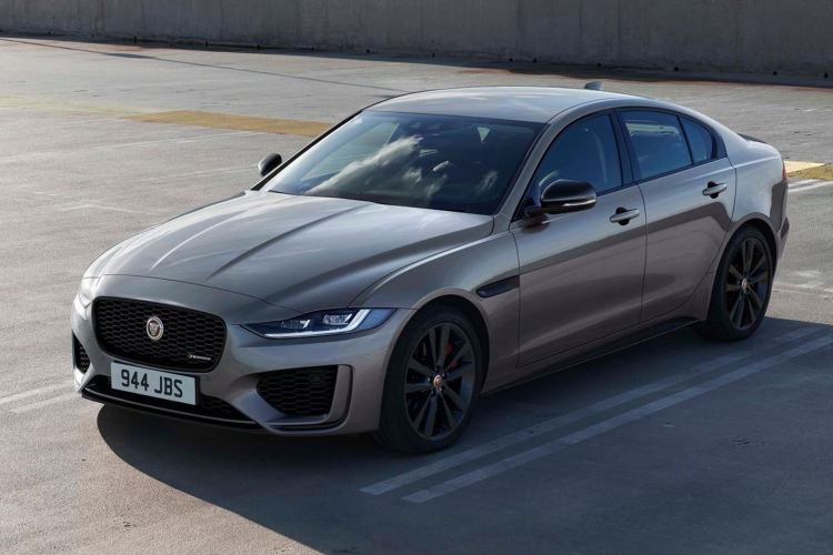 รีวิว Jaguar XE