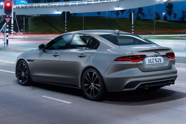 Jaguar XE อย่างเป็นทางการ