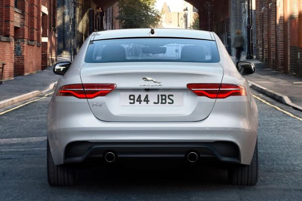 Jaguar XE อย่างเป็นทางการ