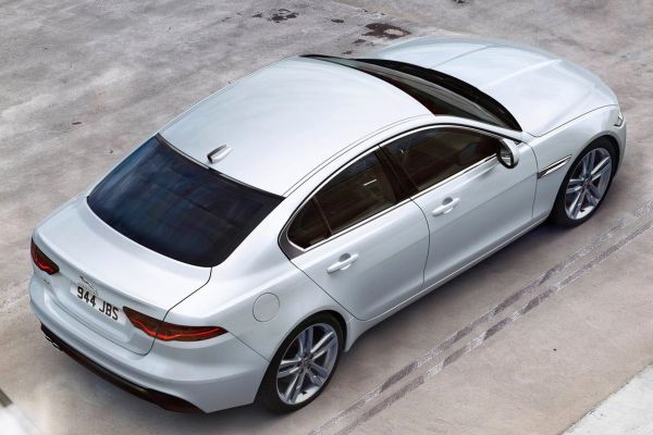 Jaguar XE อย่างเป็นทางการ