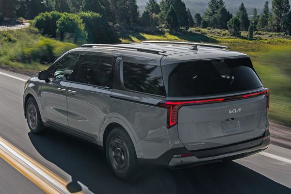 รูป Kia Carnival 2025