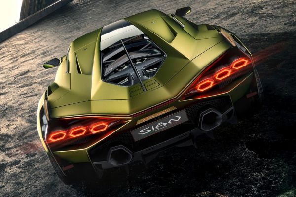 Lamborghini Sian อย่างเป็นทางการ