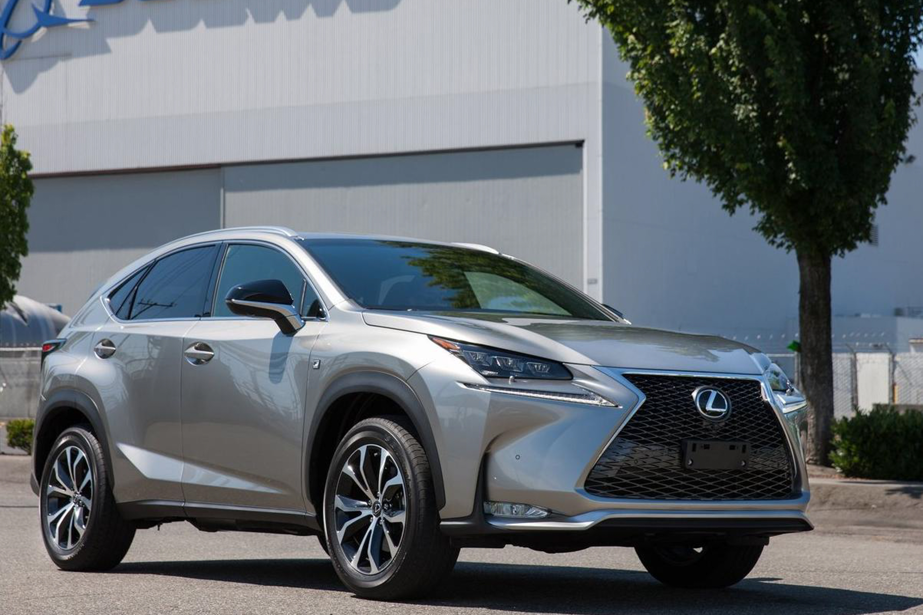 รูป 2015 Lexus NX public