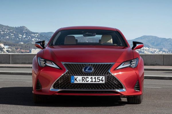 Lexus RC อย่างเป็นทางการ