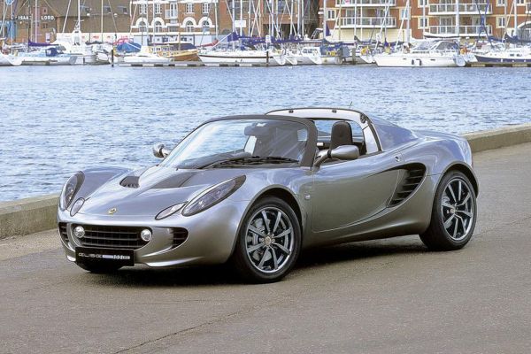Lotus Elise อย่างเป็นทางการ