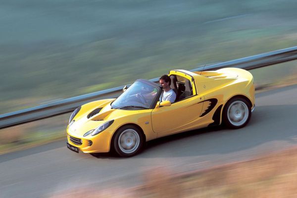 Lotus Elise อย่างเป็นทางการ