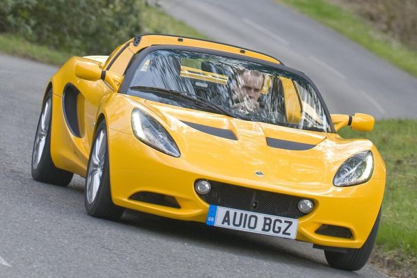 Lotus Elise อย่างเป็นทางการ