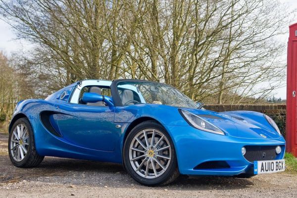 Lotus Elise อย่างเป็นทางการ