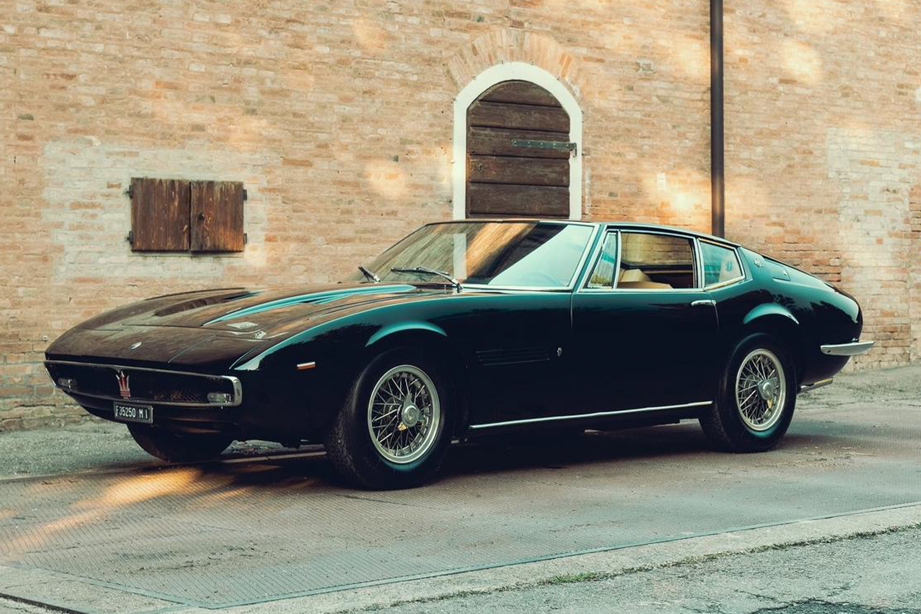รูป 1966 Maserati Ghibli public