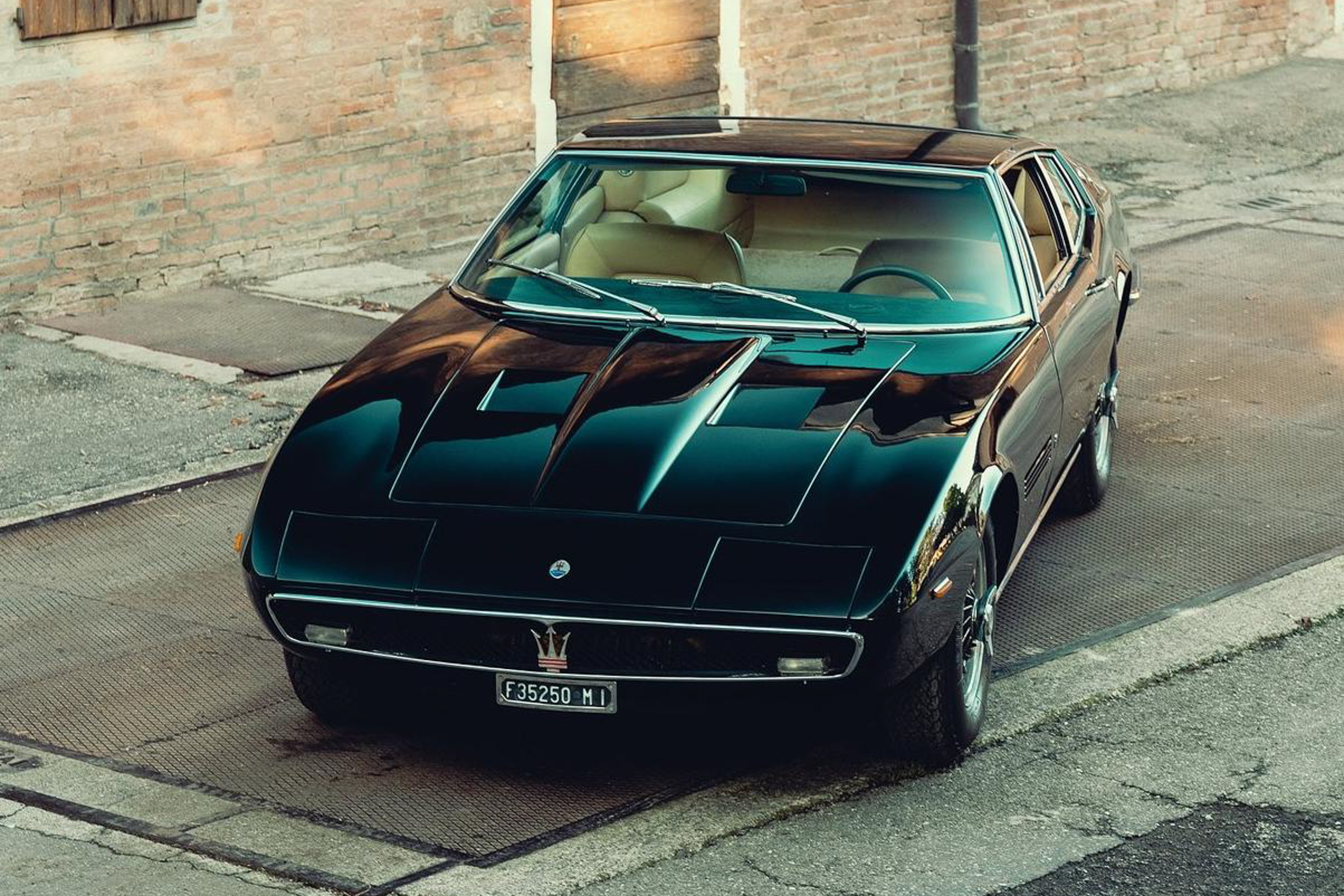 รูป 1966 Maserati Ghibli public