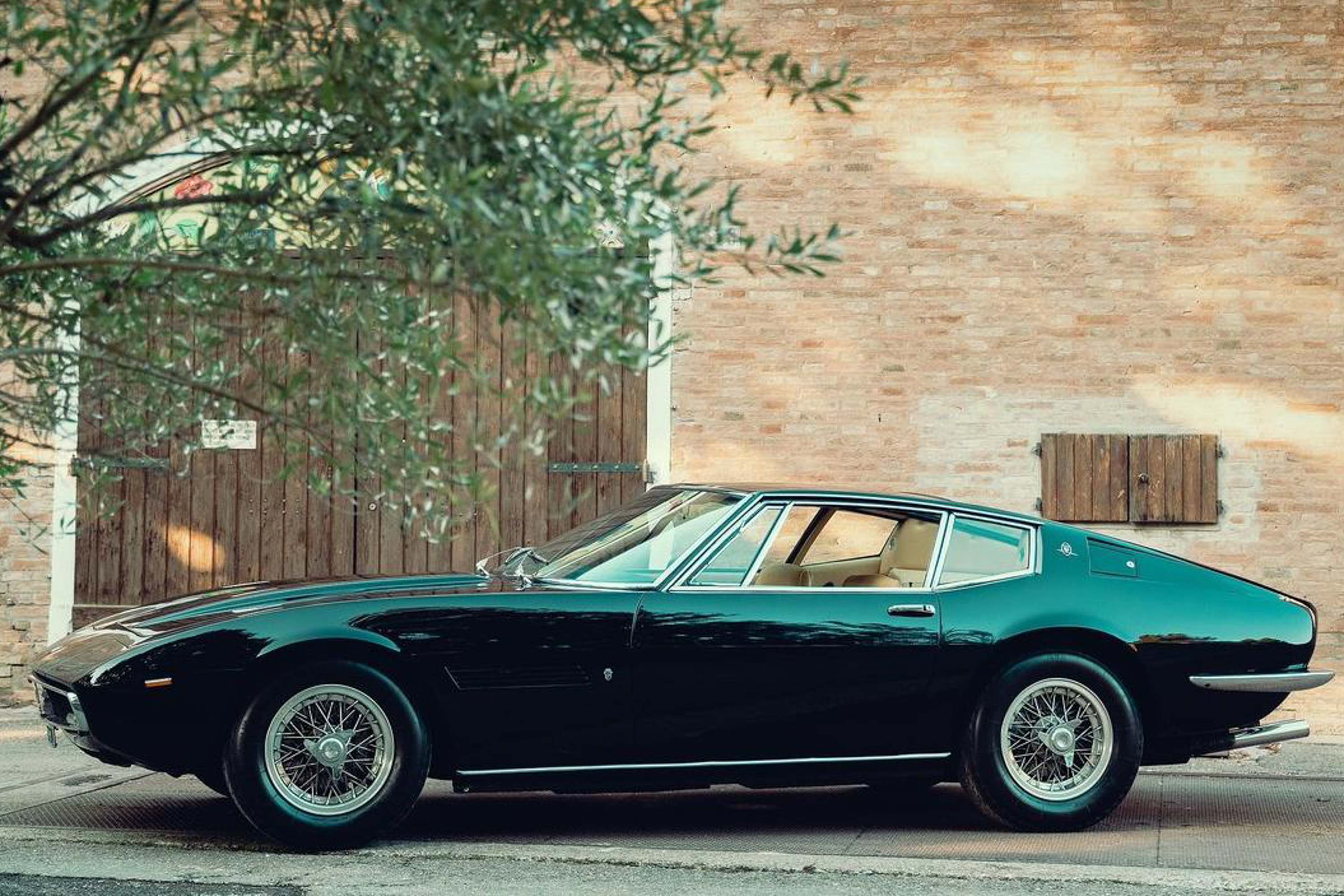 รูป 1966 Maserati Ghibli public