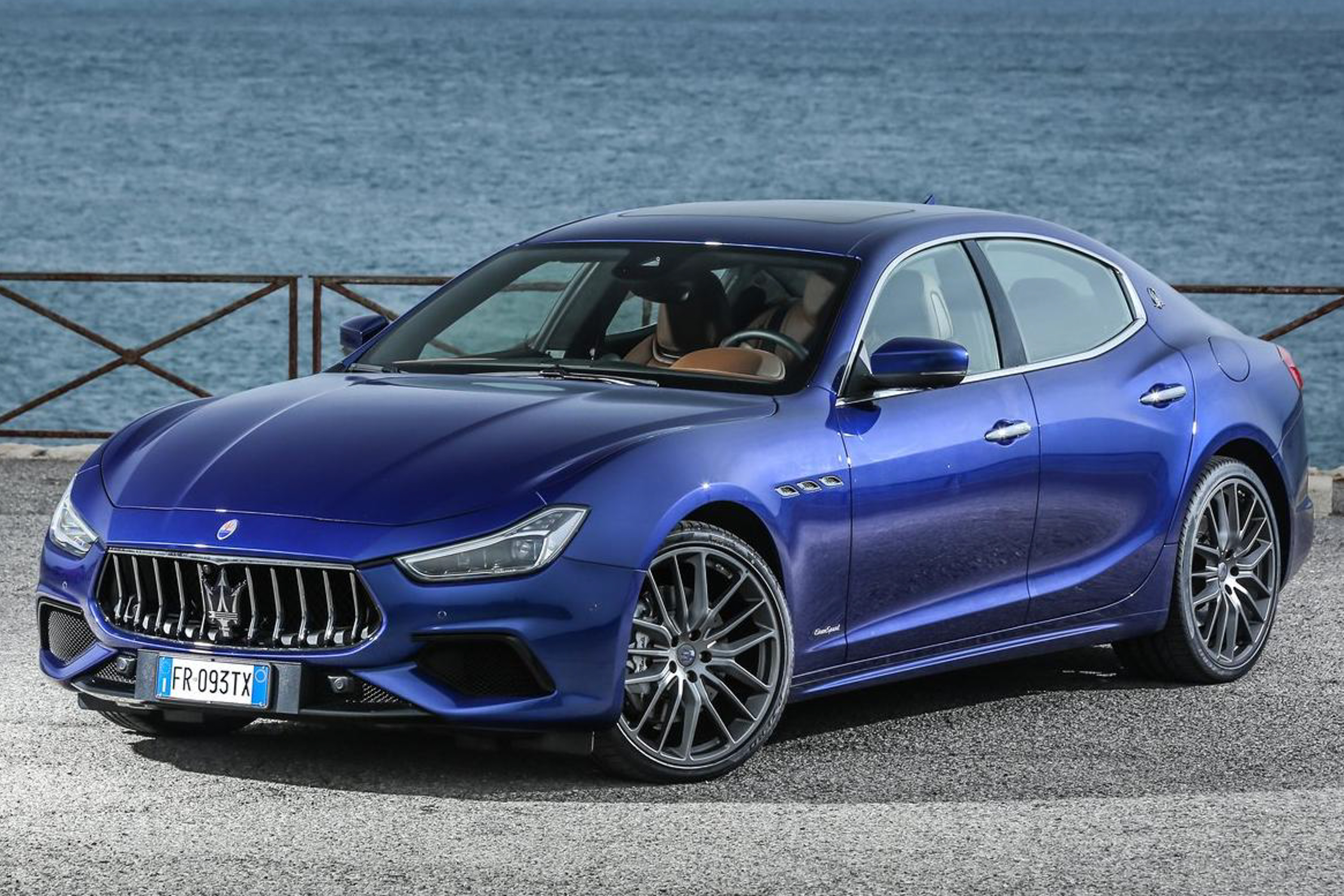 รูป 2019 Maserati Ghibli public