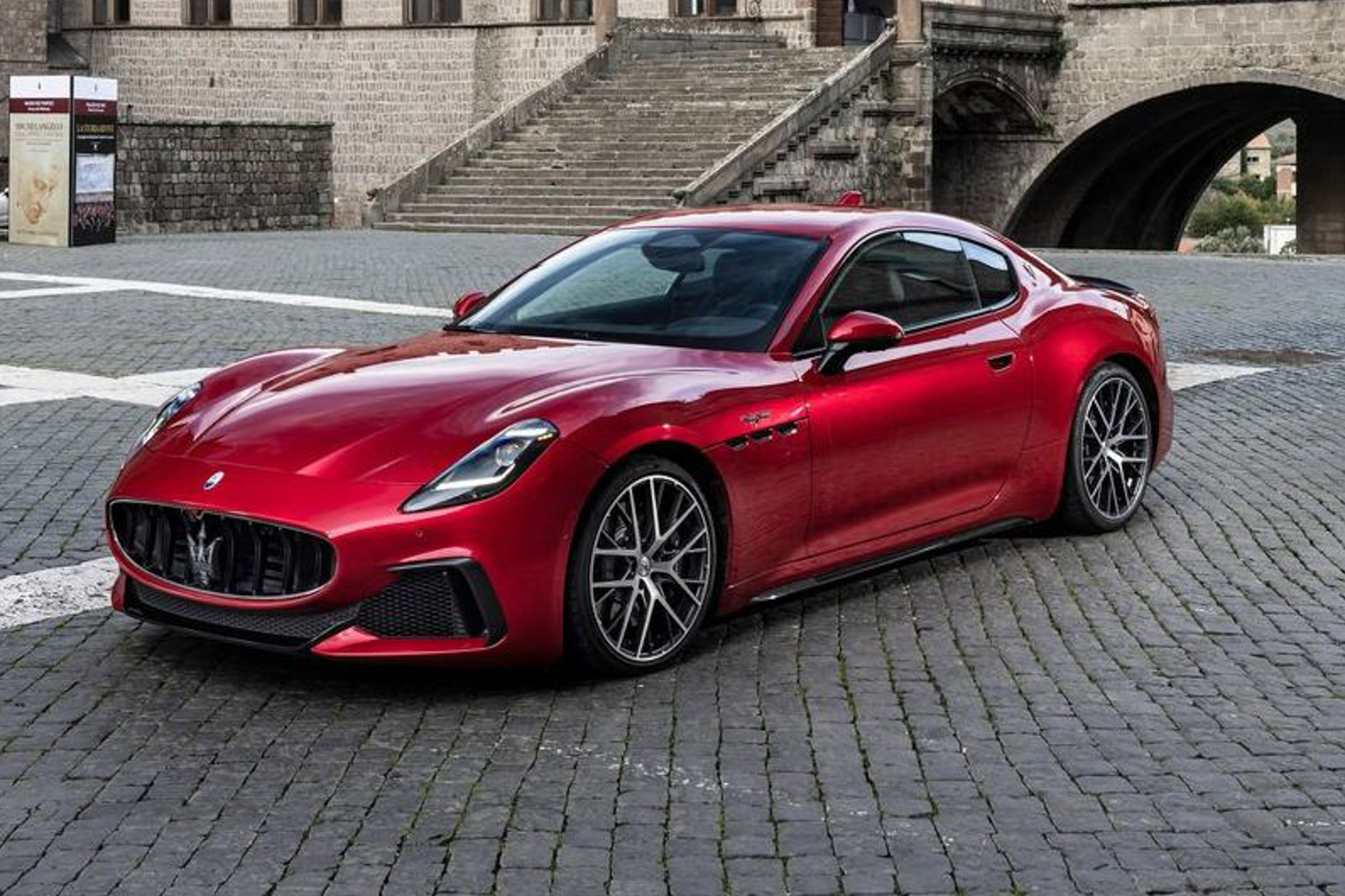 รูป Maserati GranTurismo Folgore 2023