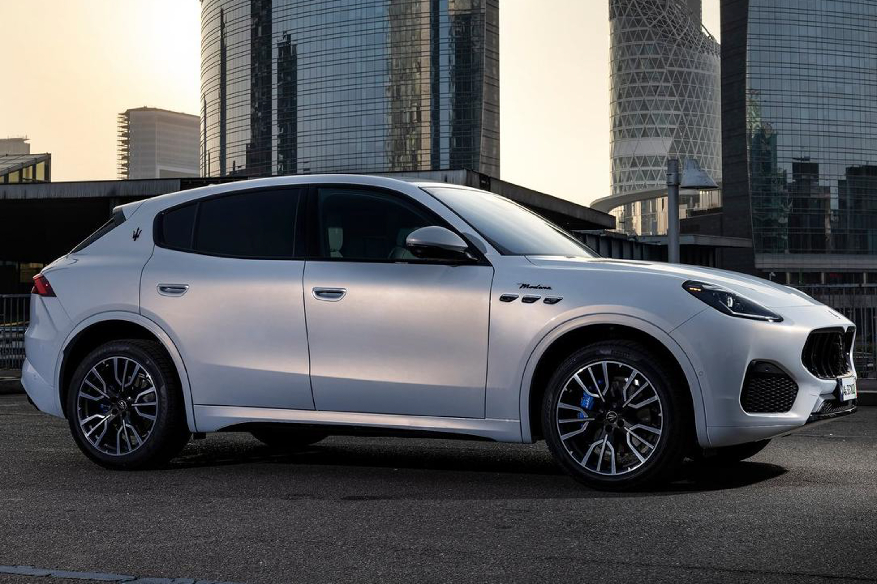 รูป Maserati Grecale GT 2023